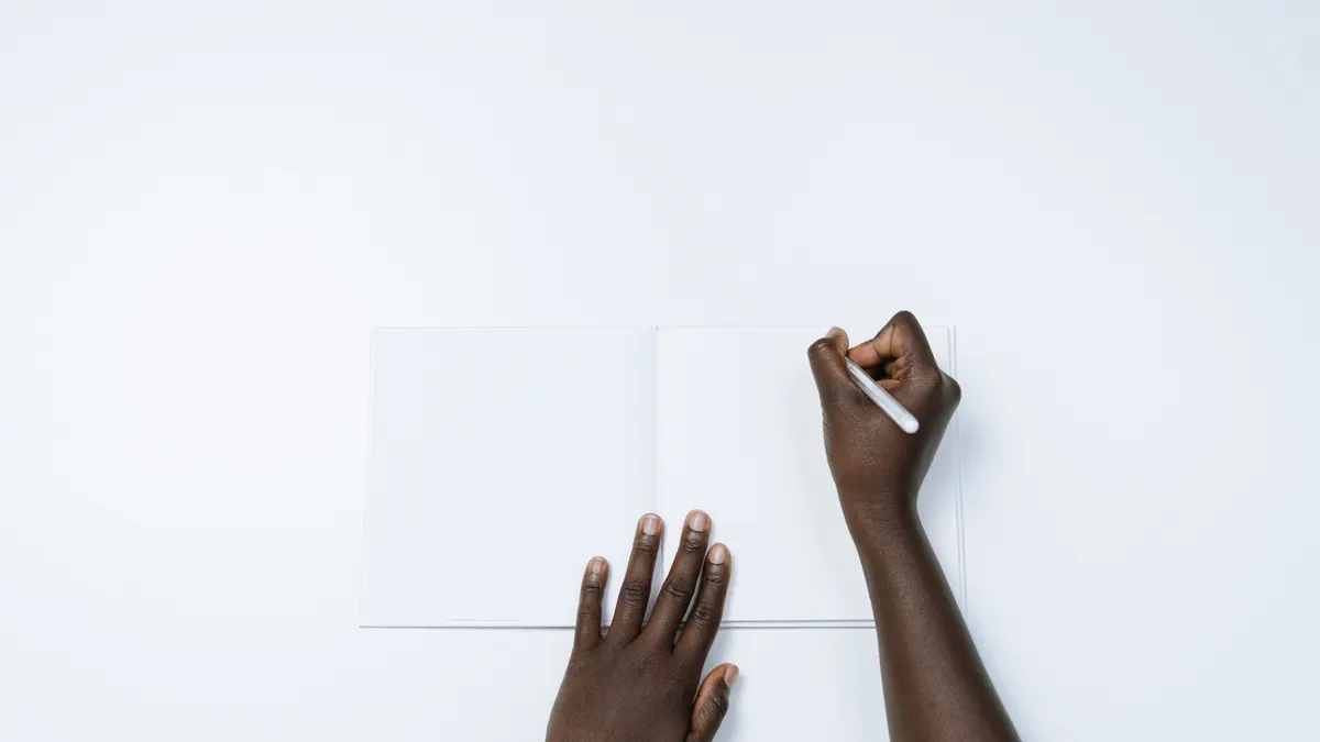 AI Article Writer vs AI Content Rewriter